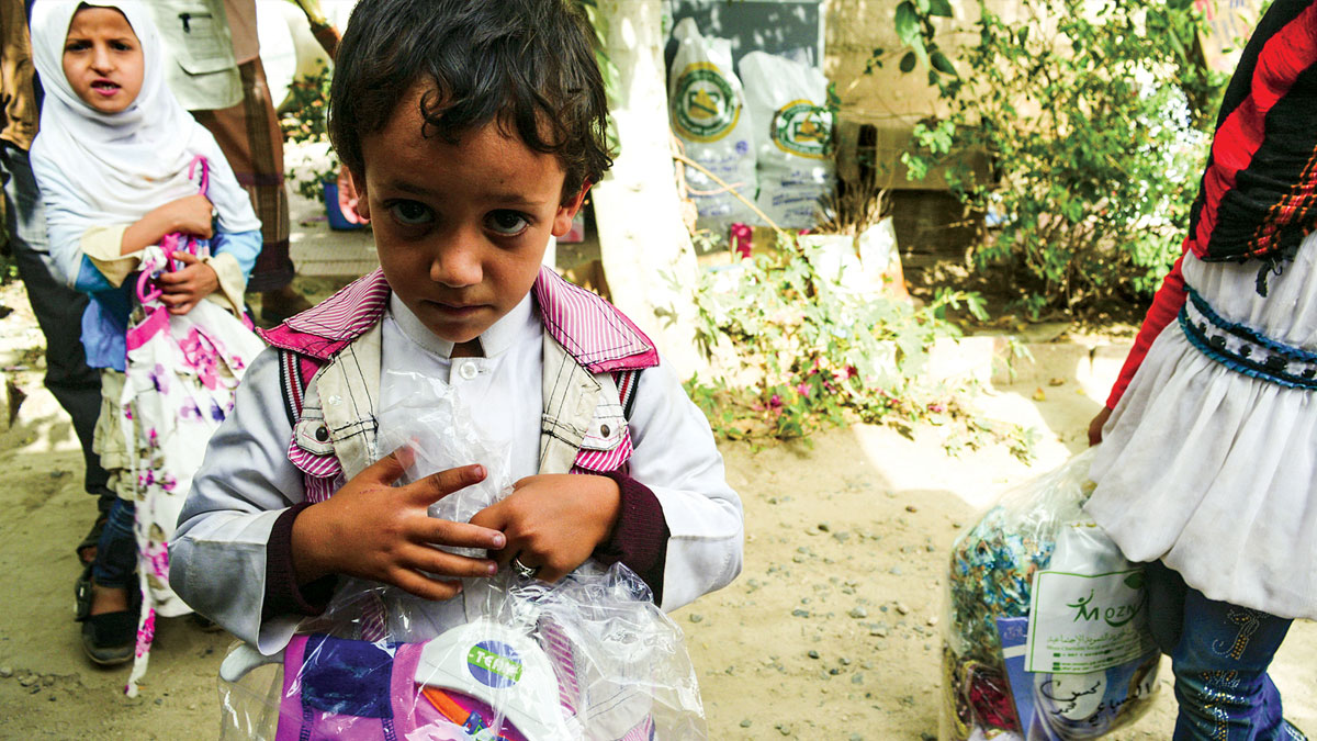 Distribution of Eid clothing01